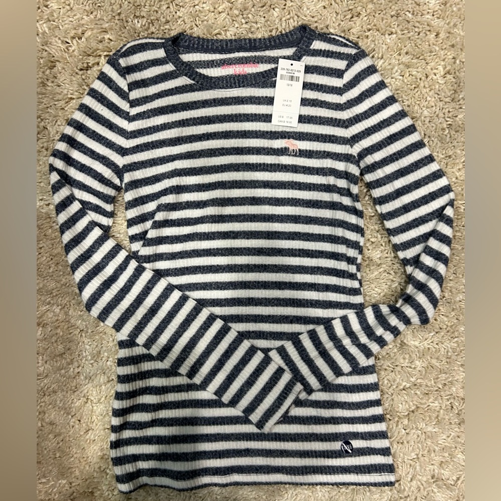Brand NWT Abercrombie and Fitch Kids stripe soft sweater